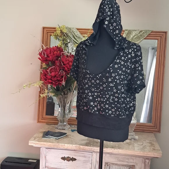 Cute Girl 3X Star Hoodie - Picture 2 of 4